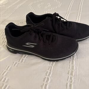 Skechers Ultra GO Black Lightweight Walking Sneakers Comfort Mesh Lace-Up 8.5